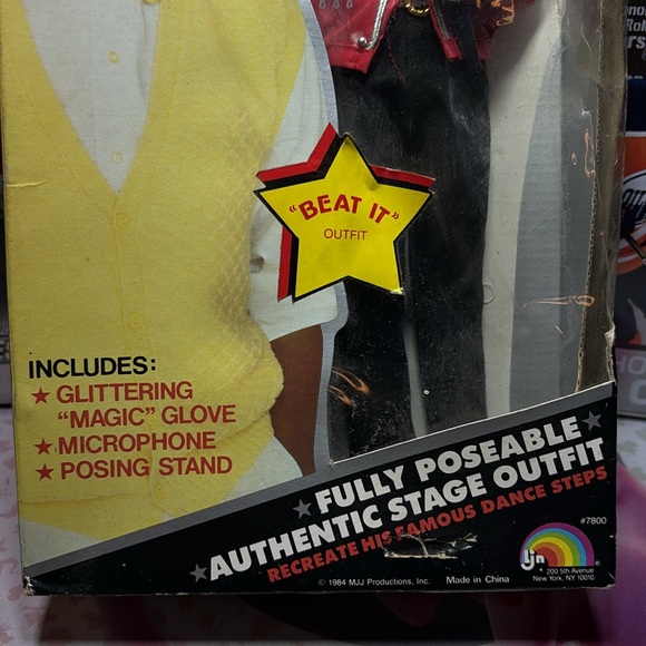 Michael Jackson Superstars of the 80's Collector Doll 1984 “beat it” outfit - Picture 3 of 4